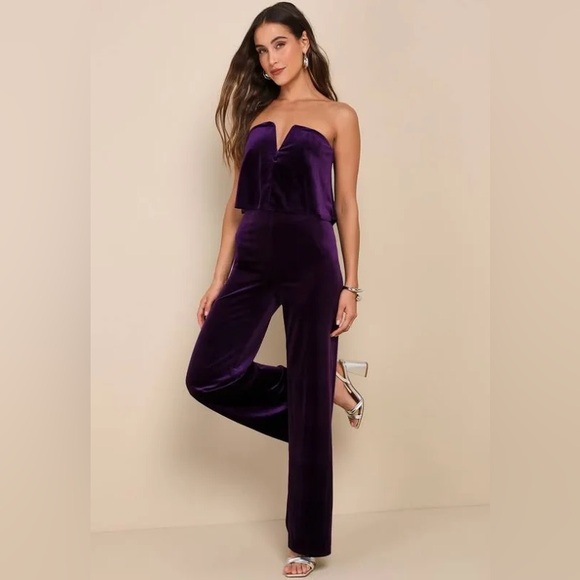 Beautiful purple velvet Lulus romper LIKE NEW - Picture 1 of 4